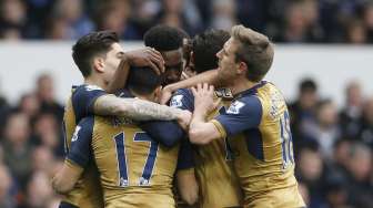 Tundukkan Everton, Arsenal Jauhi Manchester City