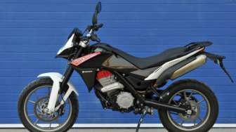 Dua Model Motor KTM "Versi BMW" Ditarik