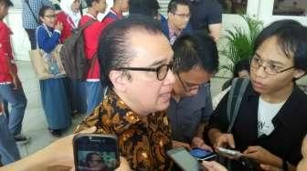 Rombongan Artis Geruduk Kantor Ahok, Ada Apa?