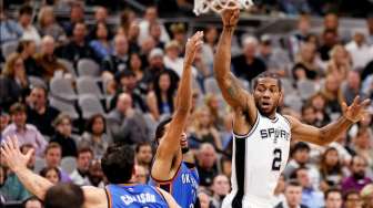 Susah Payah Kalahkan Thunder, Spurs Jadi "Raja Kandang"