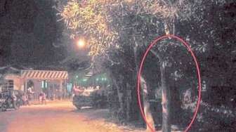 Sosok Misterius di Malaysia Terabadikan dalam Foto, Diduga Hantu