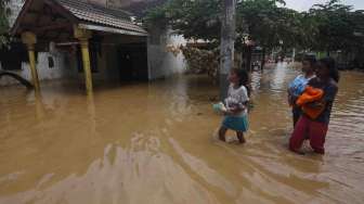 Banjir Rendam Kawasan Pondok Labu, Warga Merasa Tak Diperhatikan