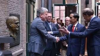 Sebelum Pulang, Jokowi Sempatkan Kunjungi Universitas Leiden