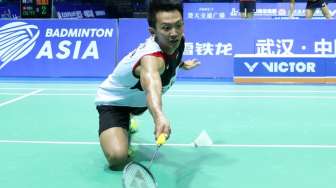 Jonatan Ikuti Jejak Tommy, Ihsan Dihentikan Lin Dan