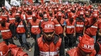 KSPI Minta Perusahaan Tak Larang Karyawan Menikahi Teman Sekantor