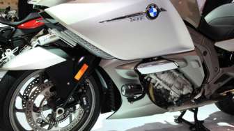 BMW Ajukan Paten Baru bagi Keselamatan Pengendara Motor