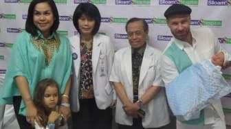Cemburu, Putri Melaney Ingin Buang Adiknya ke Tempat Sampah
