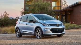 Mobil Listrik Chevrolet Bolt Mulai Dikirim ke Konsumen