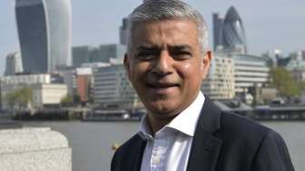 Buntut Adu Argumen, Sadiq Khan Ajak Trump Temui Istri dan Anaknya