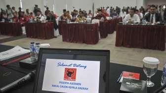 Sejumlah tokoh bakal calon gubernur DKI Jakarta dari PDIP, tampak mengikuti agenda 'fit and proper test' di DPP PDIP, Jakarta, Rabu (11/5/2016). [Suara.com/Kurniawan Mas'ud]