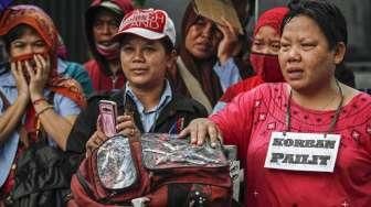 Buruh PHK Tuntut Upah Kerja