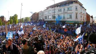 Ribuan Fans Sambut Parade Juara Leicester