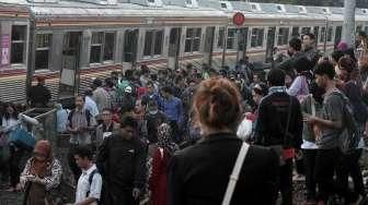 PT KCJ Telah Evakuasi Seluruh Penumpang KRL Anjlok