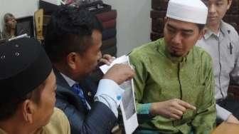 Hotman Paris Tolak Ustadz Solmed, Untung Ada Raffi Ahmad