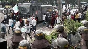 Polisi Dalami Kerusuhan Massa Pendemo Anti-Ahok di KPK