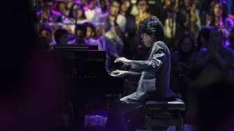 Pianis muda Indonesia Joey Alexander saat beraksi dalam konser bertajuk 