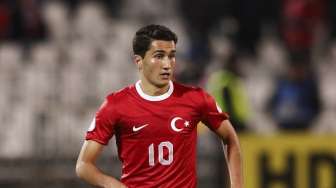 Jarang Bermain, Sahin Tetap Berangkat ke Euro 2016