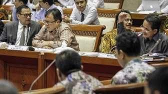 Pembahasan Asumsi Dasar APBN-P 2016