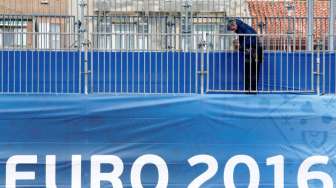 Pendukung Rusia 'Serang' Pendukung Inggris
