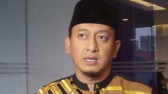 Ustaz Zacky Mirza Pingsan saat Ceramah, Istri Mohon Doa