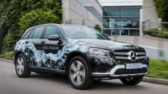 Mercedes-Benz GLC Bertenaga Hidrogen dan Listrik Mengaspal 2017