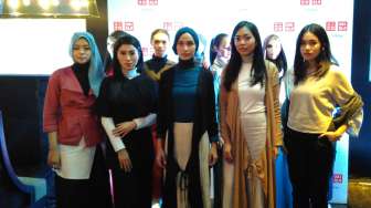 Tampil Chic Saat Lebaran dengan Busana Muslim dari Uniqlo