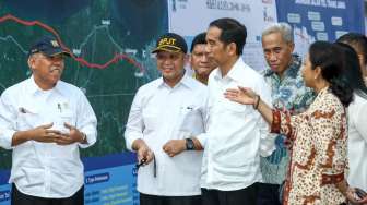 Presiden Jokowi Tinjau Empat Ruas Jalan Tol