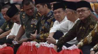 Jokowi Bukber dengan Keluarga Besar TNI