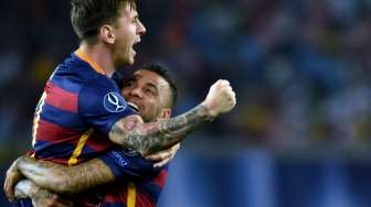 Momen Dani Alves Ngebet Ajak Lionel Messi Pulang ke Barcelona