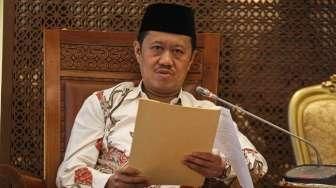 Ketua Komisi Yudisial (KY) RI Aidul Fitriciada bertemu dengan Ketua DPR RI Ade Komarudin di Kompleks Parlemen, Senayan, Jakarta, Kamis (30/6).[Suara.com/Kurniawan Mas'ud]