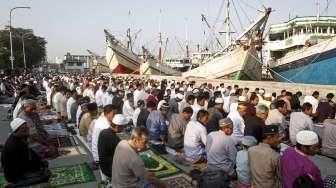 Salat Idul Fitri di Pelabuhan Sunda Kelapa