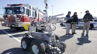 Robot Bom Ini Lumpuhkan Penembak Lima Polisi di Dallas