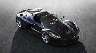LaFerrari Atap Terbuka Ramaikan Paris Motor Show