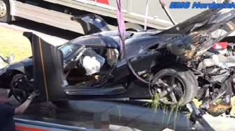VIDEO: Kecelakaan, Mobil Termahal di Dunia Hancur