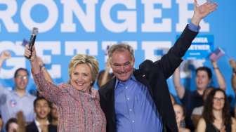 Hillary Clinton Gandeng Tim Kaine Sebagai Calon Wapres