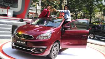 Mitsubishi Cuci Gudang Mirage Lawas di GIIAS 2016