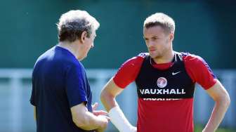 Hodgson "Pengaruhi" Vardy untuk Tolak Pinangan Arsenal, Benarkah?