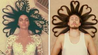 Apa Jadinya Kalau 10 Pose Instagram Khas Cewek Ini Ditiru Cowok?