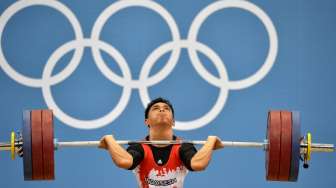 Jelang Tanding di Olimpiade, Lifter Indonesia Ini Rupanya Punya 'Ritual Khusus'