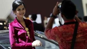 Kebaya Hari Kemerdekaan di GIIAS