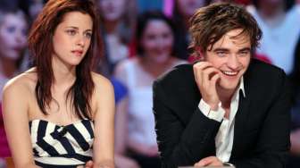 Kristen Stewart Buka-bukaan Soal Hubungan dengan Robert Pattinson