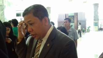 "Fahri Hamzah Terprovokasi Berita Hoaks Pernikahan Putri Jokowi"