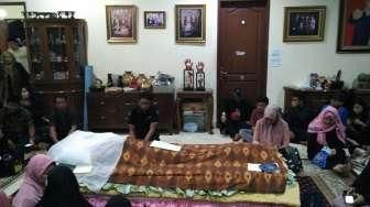 Tak Jadi Dekat Rumah, Istri Tukul Dimakamkan di TPU Jeruk Purut