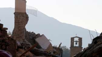 Reruntuhan gempa, lokasi ditemukannya sejumlah jenazah korban [Reuters]