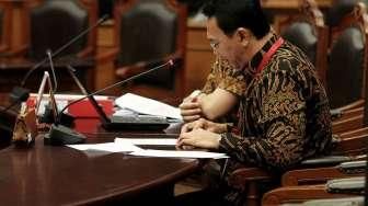 Ahok Biarkan Suporter DKI di PON Jabar Ditangkap