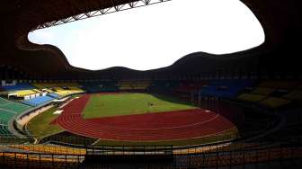 Persiapan Stadion Patriot Jelang PON