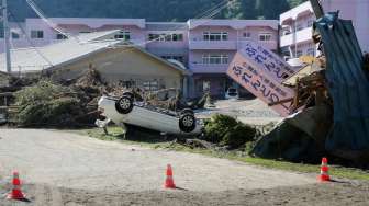 Topan Lionrock Landa Jepang, Belasan Orang Hilang