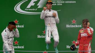 Menangi GP Italia, Rosberg Tempel Ketat Hamilton