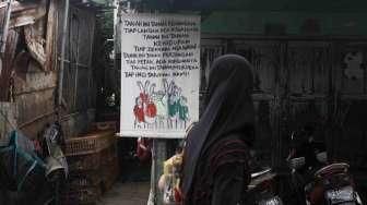 Warga Bukit Duri, Tebet, Jakarta Selatan, terlihat sudah mulai pindah ke Rusun Rawa Bebek, Jakarta, Jumat (9/9/2016). [Suara.com/Oke Atmaja]