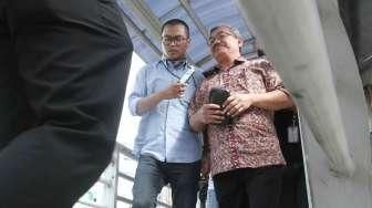 Komisi Pemberantasan Korupsi (KPK) memeriksa Sekretaris Daerah (Sekda) Kabupaten Konawe Kepulauan, Sulawesi Tenggara, Cecep Trisnajayadi, hari ini, Jumat (9/9/2016). [Suara.com/Oke Atmaja]